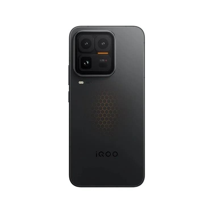 vivo iQOO 15 Ultra Tasarımı ve Detayları - 3